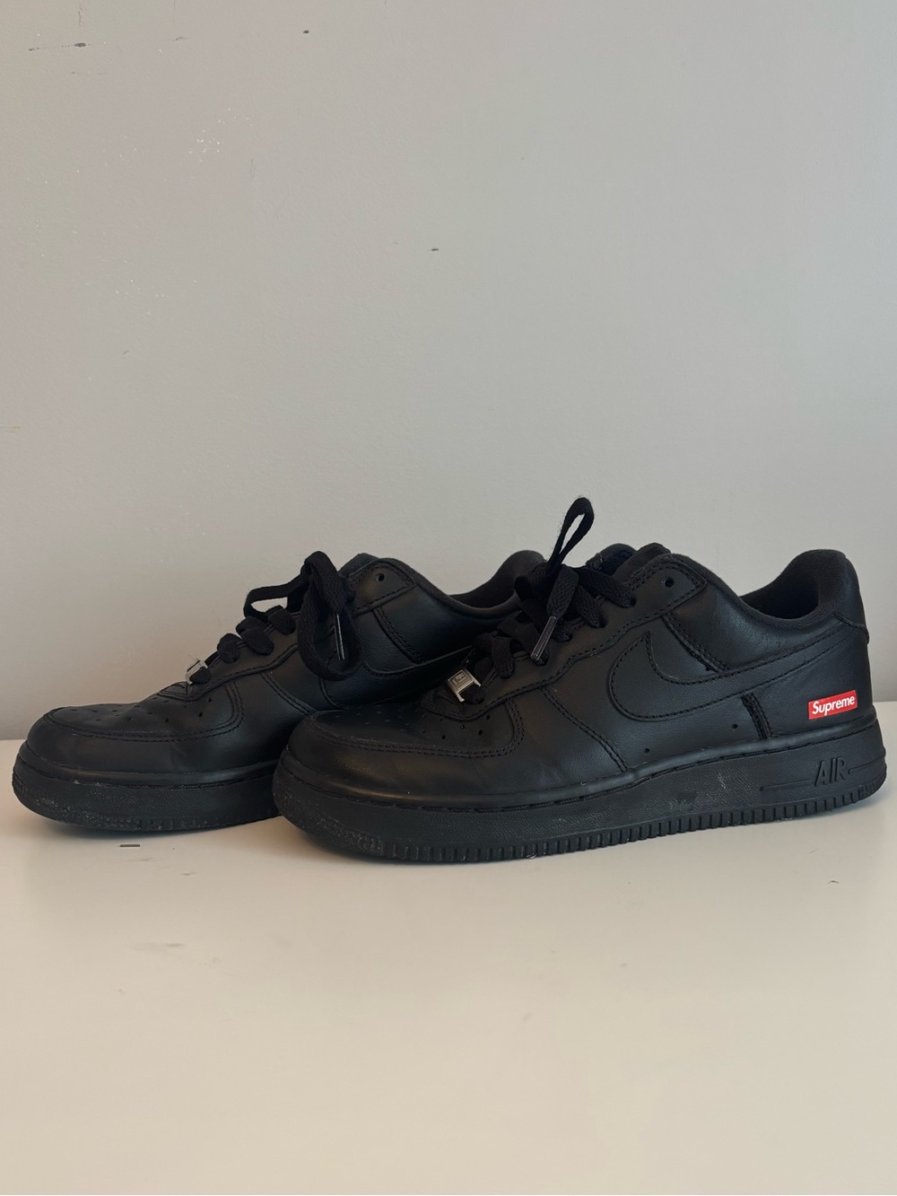 Nike Air Force 1 Low Supreme Black Size 5/6.5W